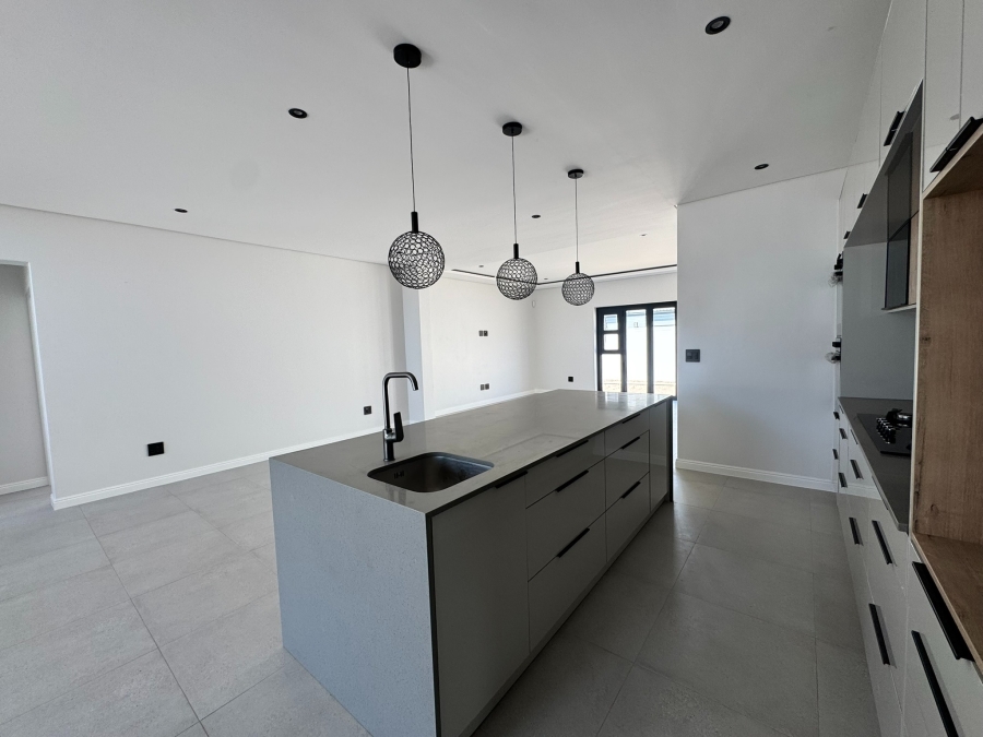 4 Bedroom Property for Sale in Sandown Western Cape